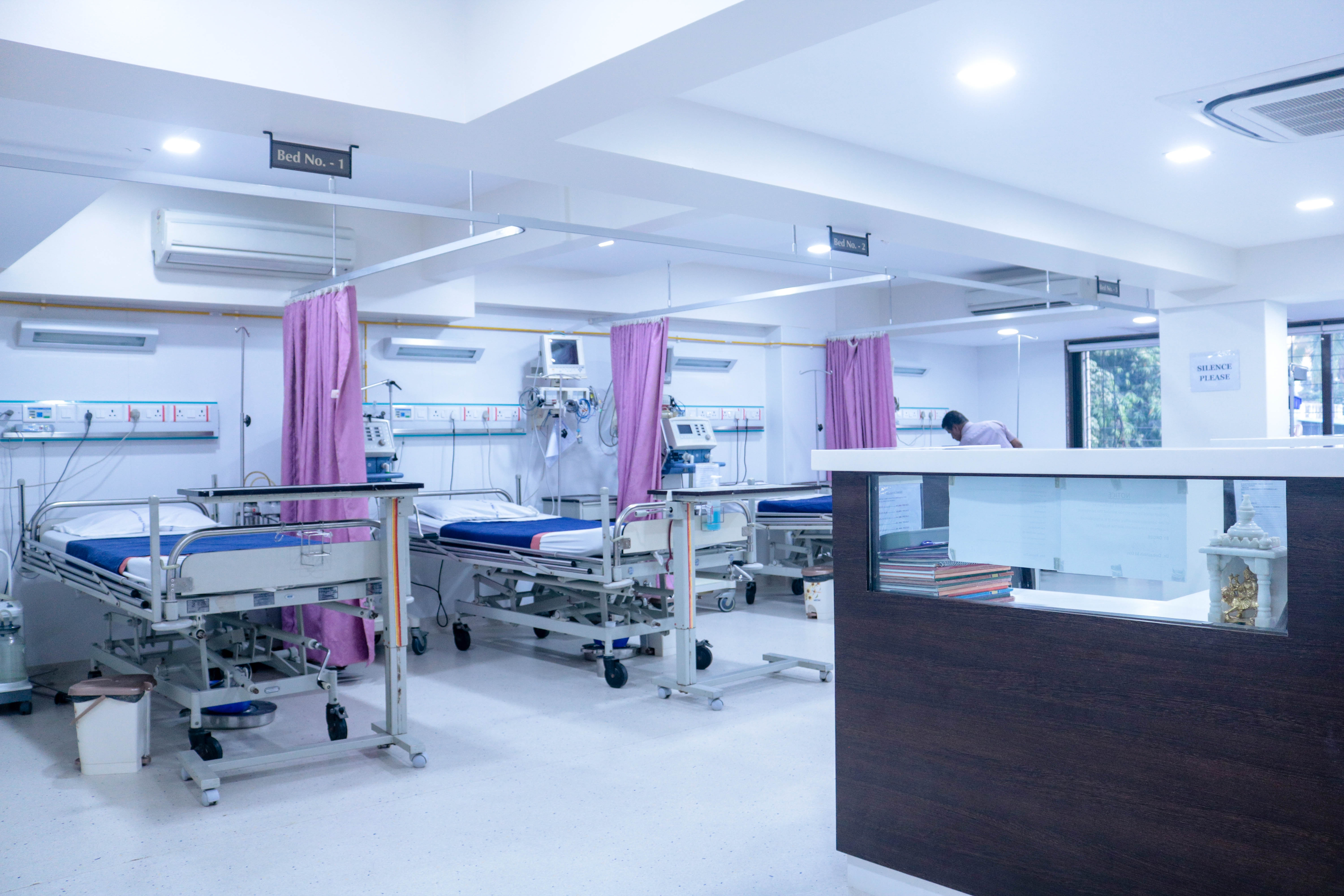 Facilities and Infrastructure at Dr. Debashish Das's Hospital in Chembur East, Mumbai